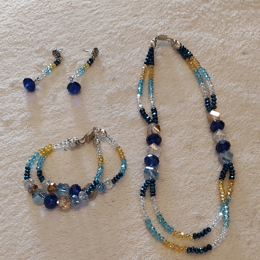 Necklace, Bracelet & Earring Set